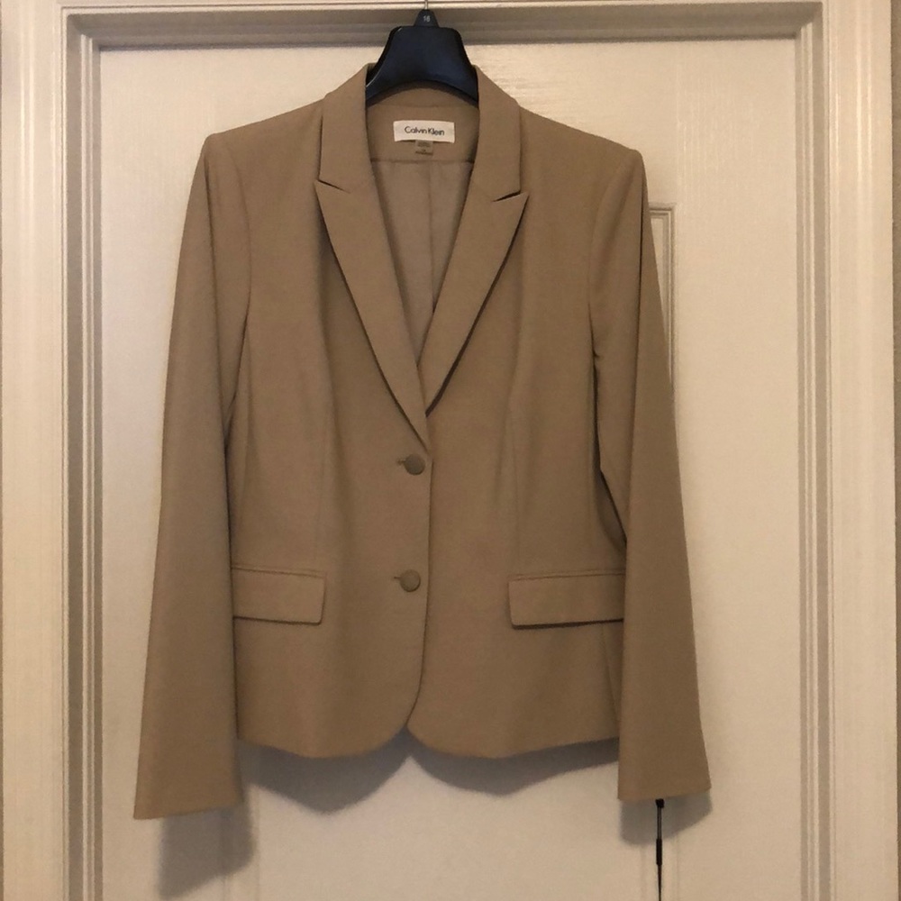 Calvin Klein suit jacket, size 16, new with tags, tan